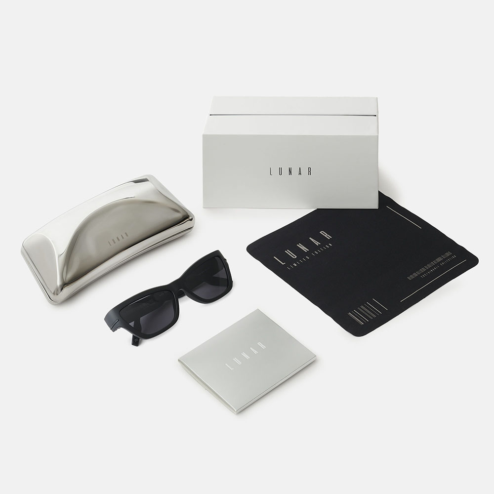 LUNAR 001. SUN, black, large image number 2