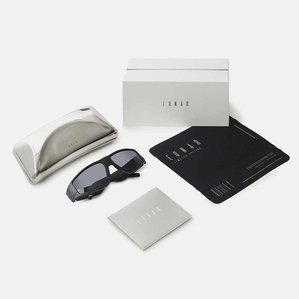 LUNAR 005. SUN, black, large image number 2